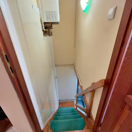 Fiszer Apartment, 400 M Beach, 300 M Monte Cassino דירה *